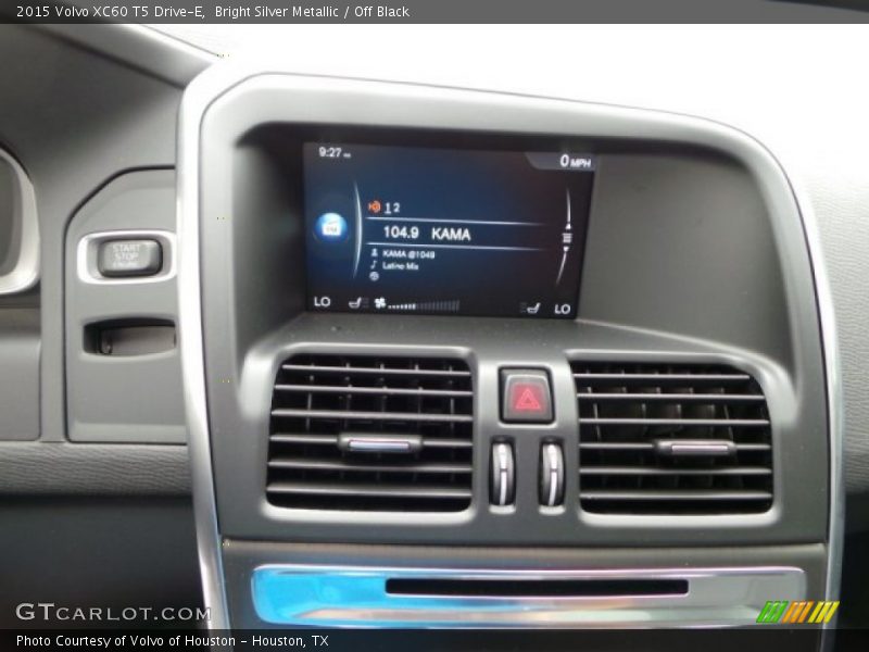 Bright Silver Metallic / Off Black 2015 Volvo XC60 T5 Drive-E