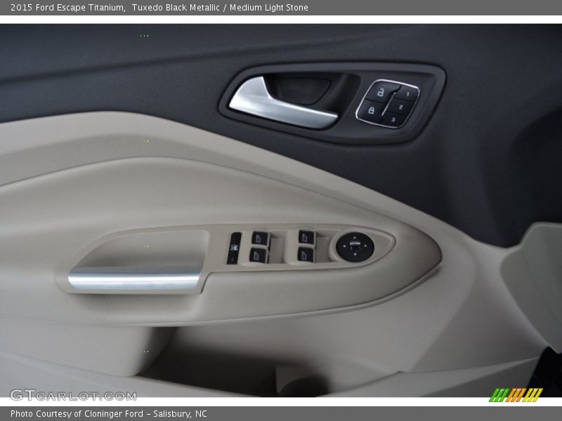 Tuxedo Black Metallic / Medium Light Stone 2015 Ford Escape Titanium