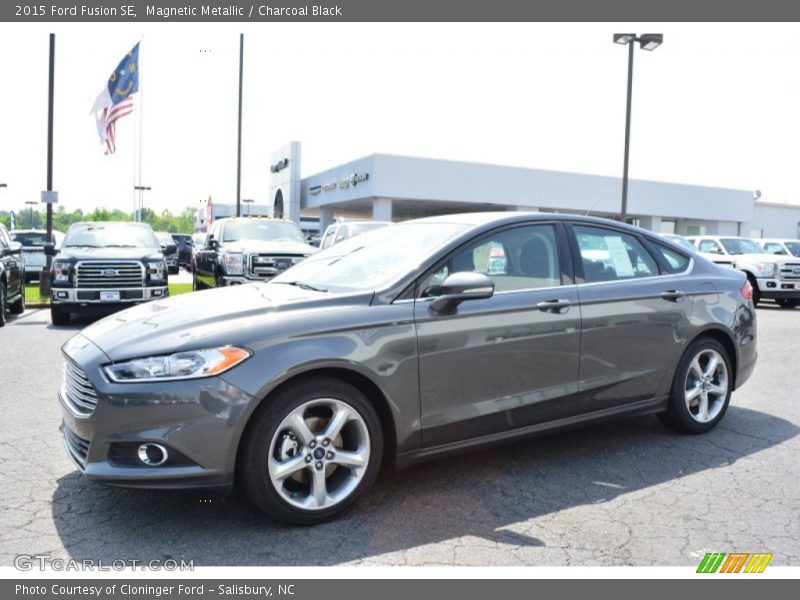 Magnetic Metallic / Charcoal Black 2015 Ford Fusion SE