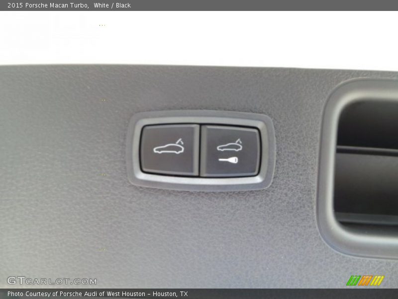 White / Black 2015 Porsche Macan Turbo