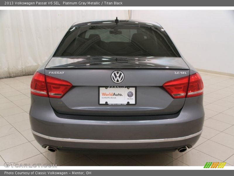 Platinum Gray Metallic / Titan Black 2013 Volkswagen Passat V6 SEL