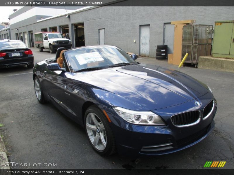 Front 3/4 View of 2016 Z4 sDrive28i