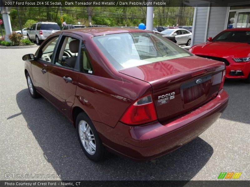 Dark Toreador Red Metallic / Dark Pebble/Light Pebble 2007 Ford Focus ZX4 SE Sedan