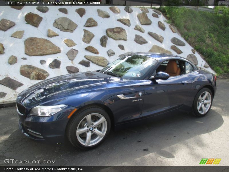 Front 3/4 View of 2016 Z4 sDrive28i
