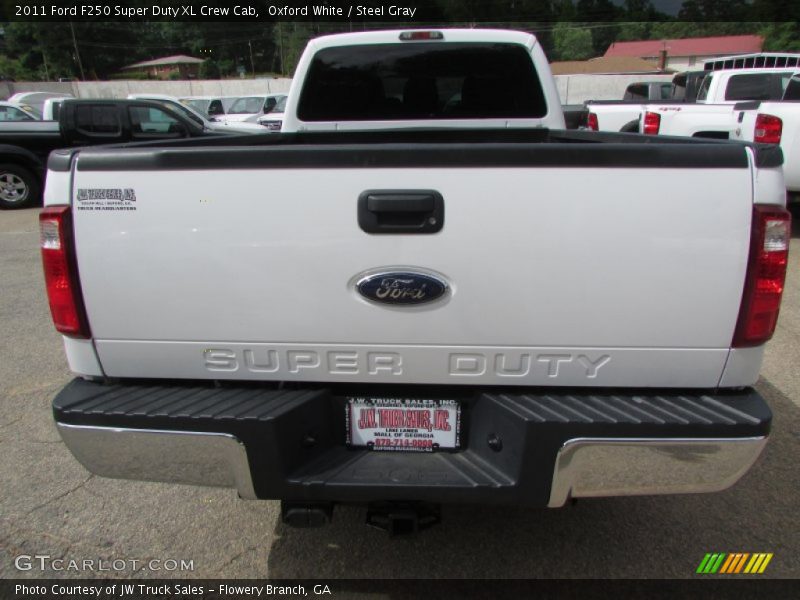 Oxford White / Steel Gray 2011 Ford F250 Super Duty XL Crew Cab