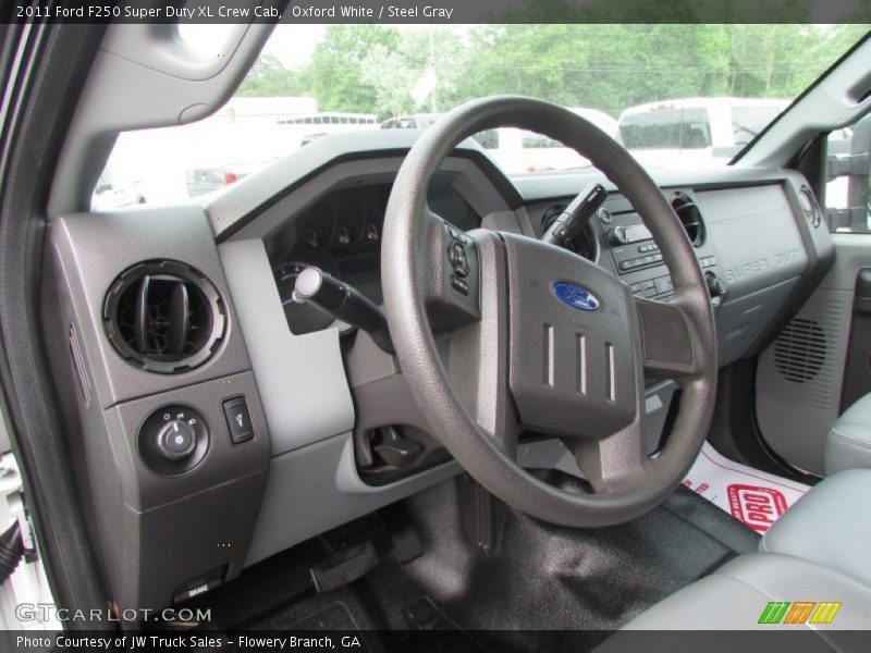 Oxford White / Steel Gray 2011 Ford F250 Super Duty XL Crew Cab