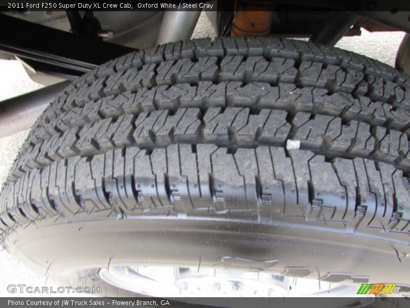 Oxford White / Steel Gray 2011 Ford F250 Super Duty XL Crew Cab