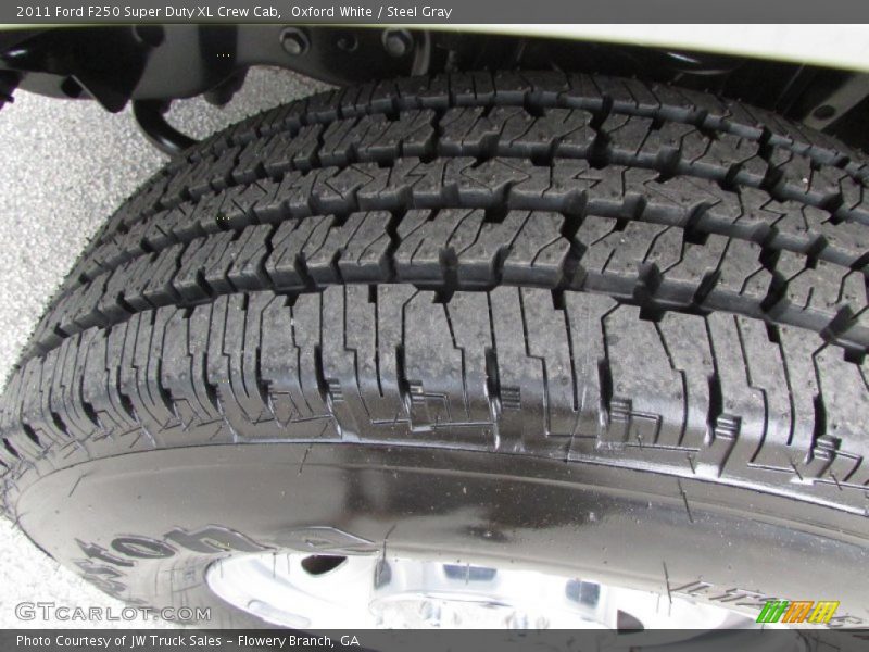 Oxford White / Steel Gray 2011 Ford F250 Super Duty XL Crew Cab