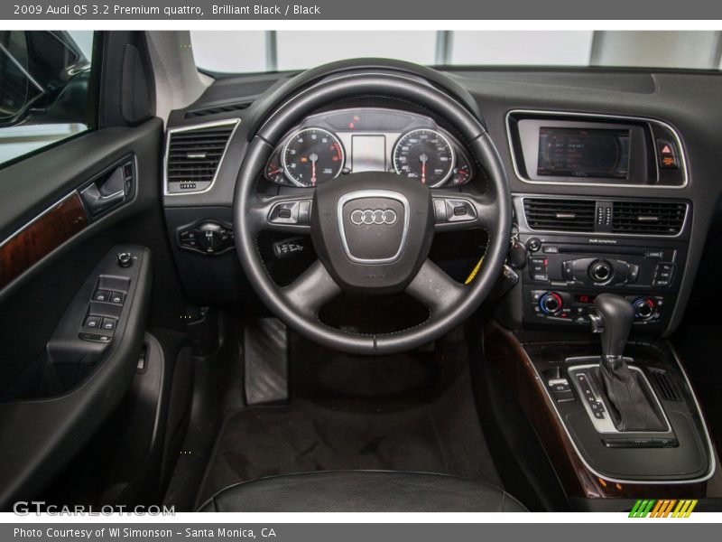 Brilliant Black / Black 2009 Audi Q5 3.2 Premium quattro