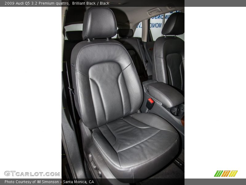 Brilliant Black / Black 2009 Audi Q5 3.2 Premium quattro