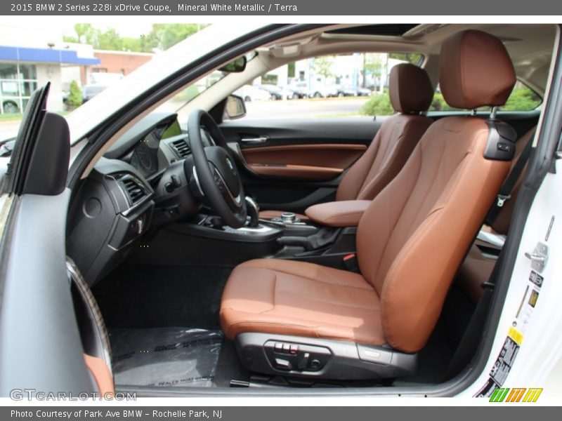 Mineral White Metallic / Terra 2015 BMW 2 Series 228i xDrive Coupe