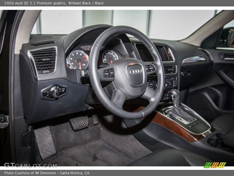 Brilliant Black / Black 2009 Audi Q5 3.2 Premium quattro