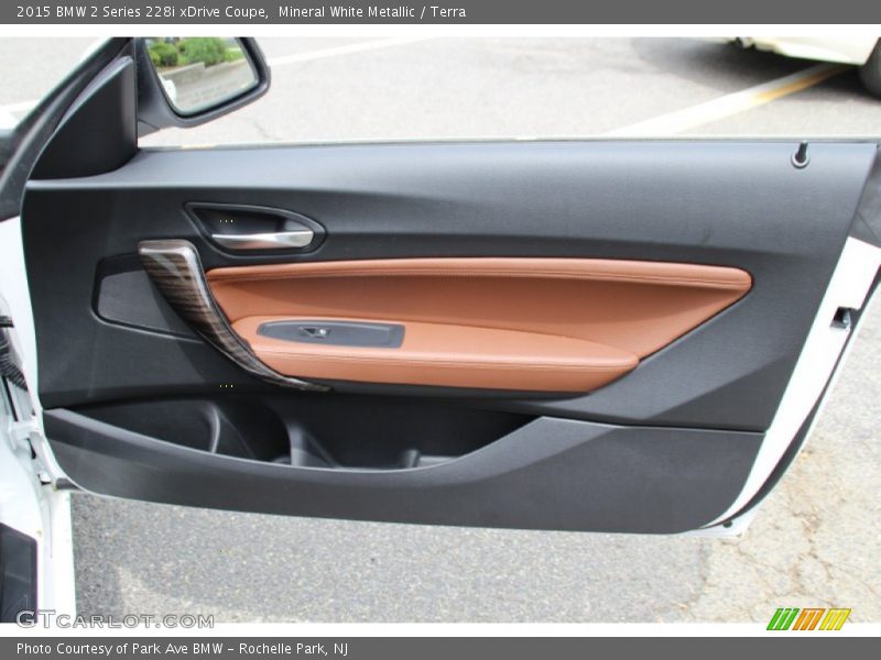 Mineral White Metallic / Terra 2015 BMW 2 Series 228i xDrive Coupe