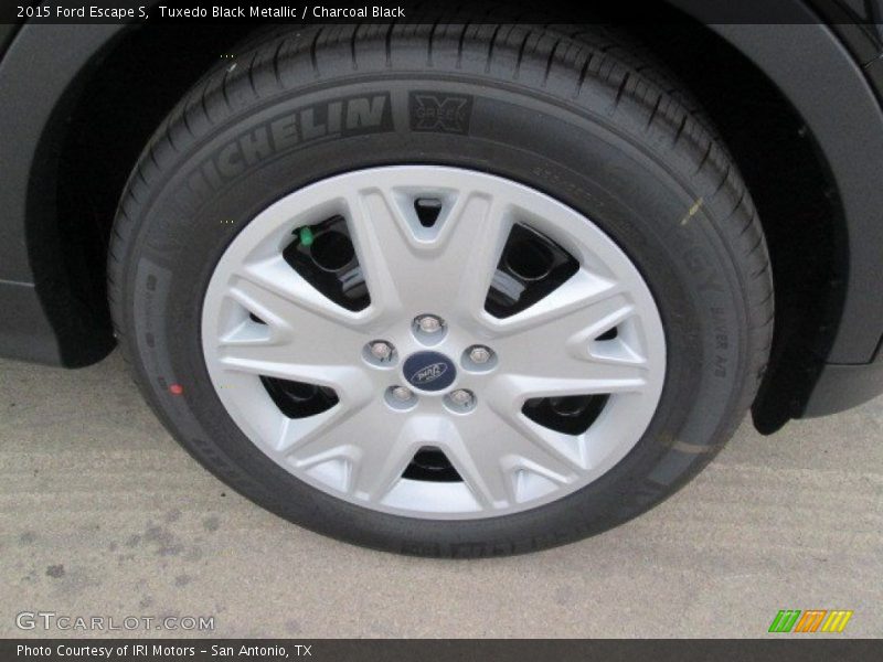 Tuxedo Black Metallic / Charcoal Black 2015 Ford Escape S