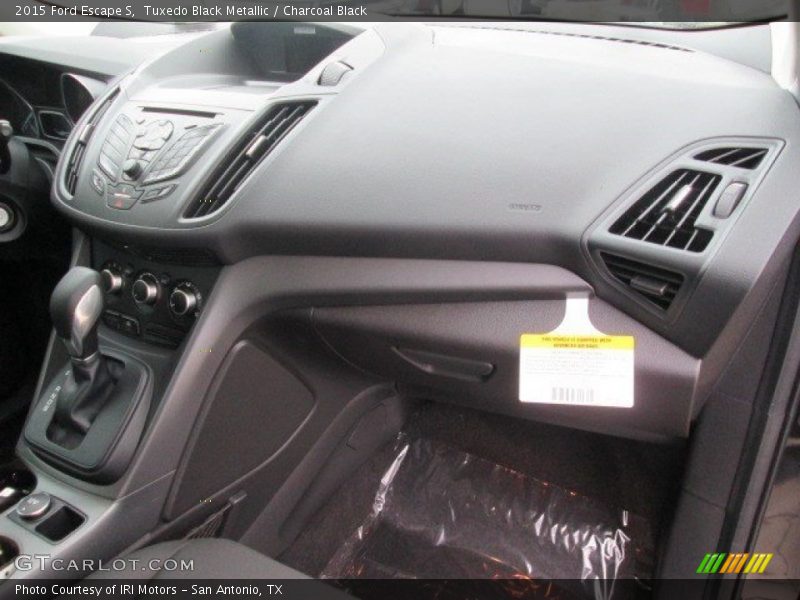 Tuxedo Black Metallic / Charcoal Black 2015 Ford Escape S