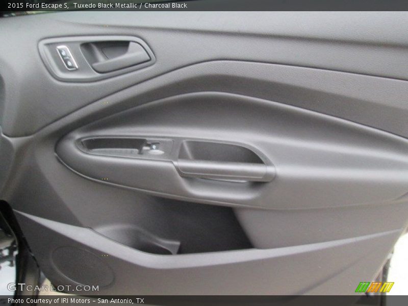 Tuxedo Black Metallic / Charcoal Black 2015 Ford Escape S