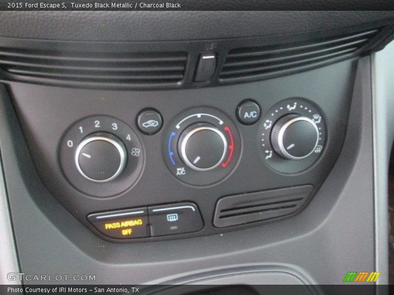 Tuxedo Black Metallic / Charcoal Black 2015 Ford Escape S