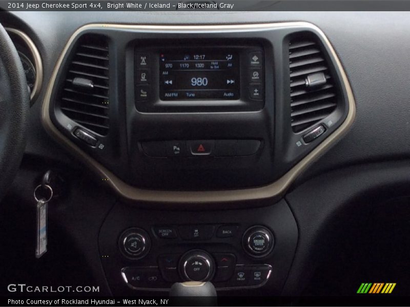 Bright White / Iceland - Black/Iceland Gray 2014 Jeep Cherokee Sport 4x4