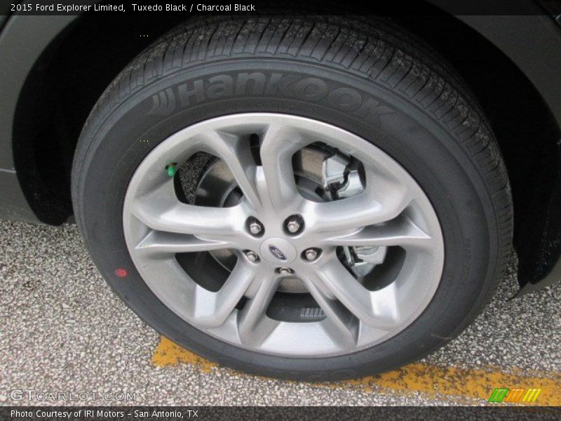 Tuxedo Black / Charcoal Black 2015 Ford Explorer Limited