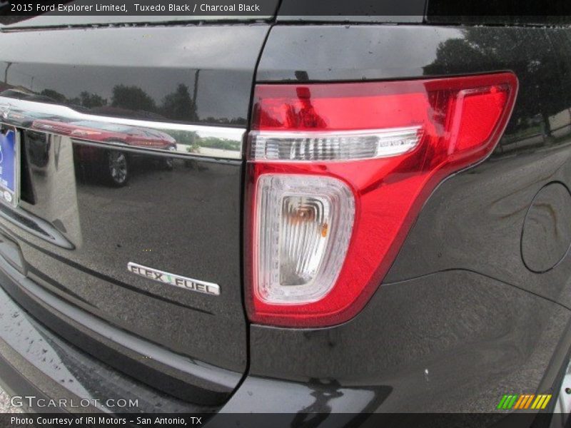 Tuxedo Black / Charcoal Black 2015 Ford Explorer Limited
