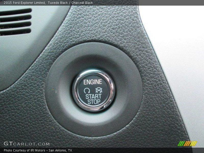 Tuxedo Black / Charcoal Black 2015 Ford Explorer Limited