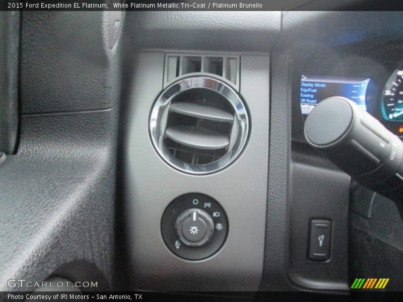 White Platinum Metallic Tri-Coat / Platinum Brunello 2015 Ford Expedition EL Platinum