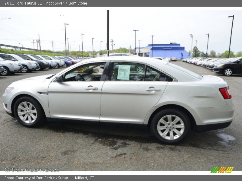 Ingot Silver / Light Stone 2011 Ford Taurus SE