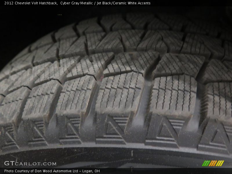 Cyber Gray Metallic / Jet Black/Ceramic White Accents 2012 Chevrolet Volt Hatchback