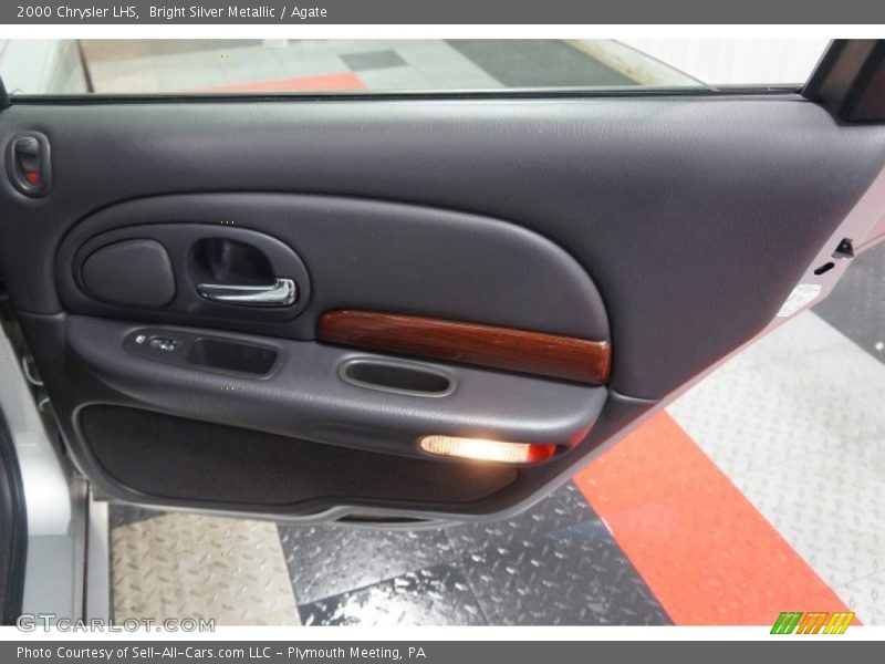 Bright Silver Metallic / Agate 2000 Chrysler LHS