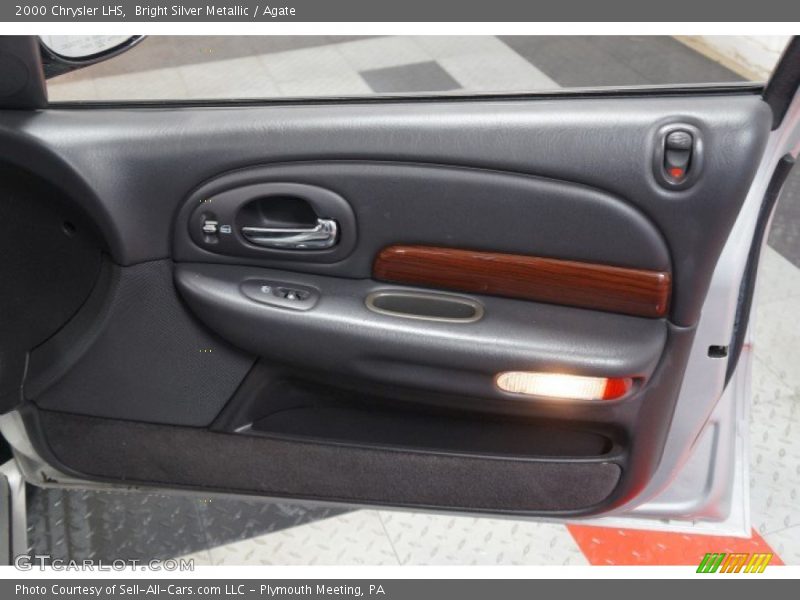 Bright Silver Metallic / Agate 2000 Chrysler LHS