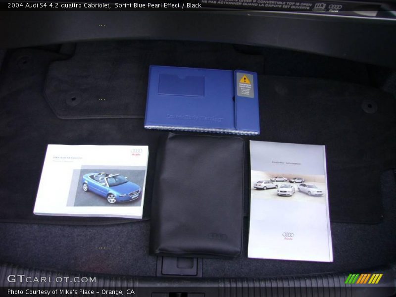 Sprint Blue Pearl Effect / Black 2004 Audi S4 4.2 quattro Cabriolet