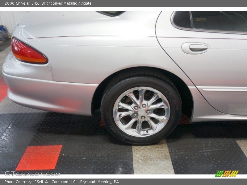 Bright Silver Metallic / Agate 2000 Chrysler LHS