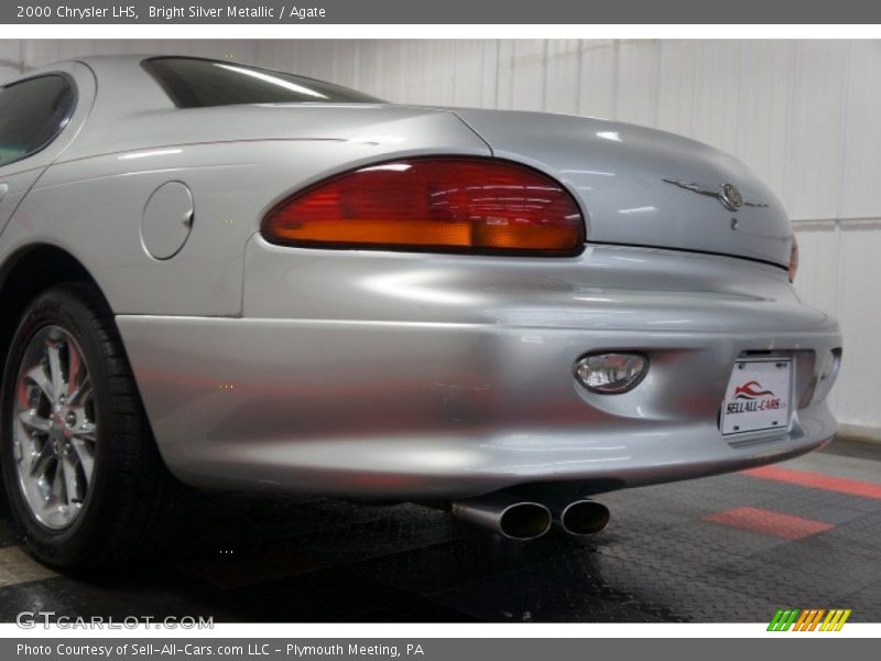 Bright Silver Metallic / Agate 2000 Chrysler LHS