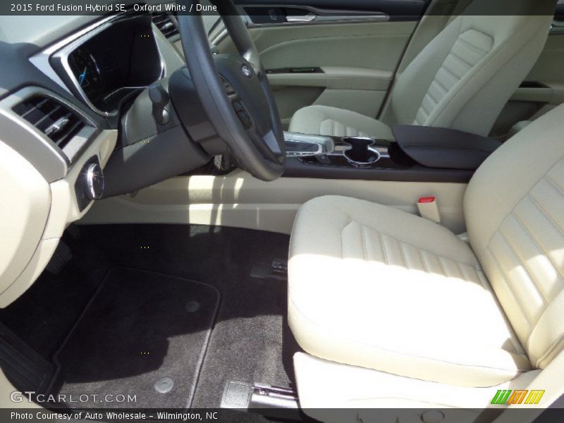 Oxford White / Dune 2015 Ford Fusion Hybrid SE