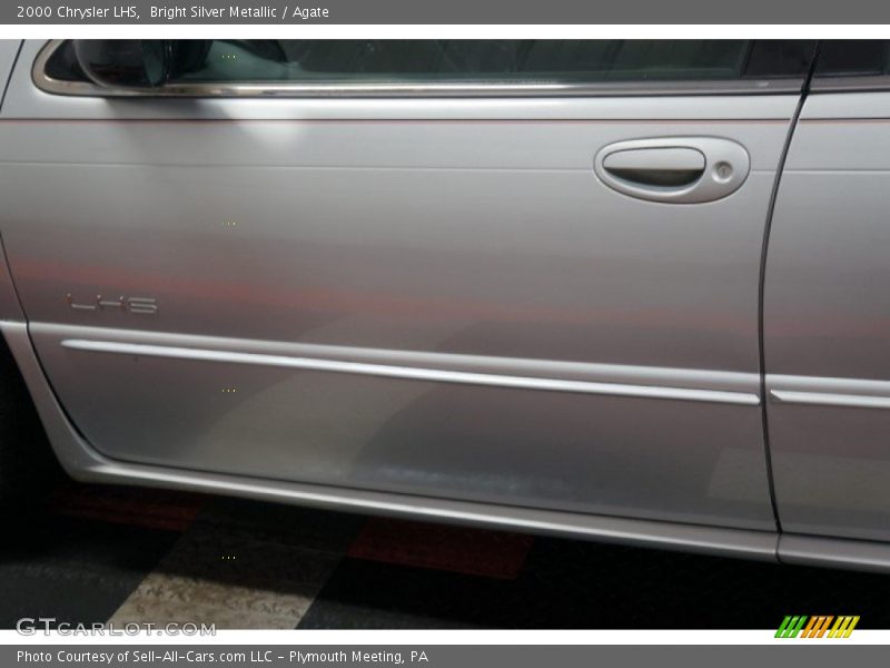 Bright Silver Metallic / Agate 2000 Chrysler LHS