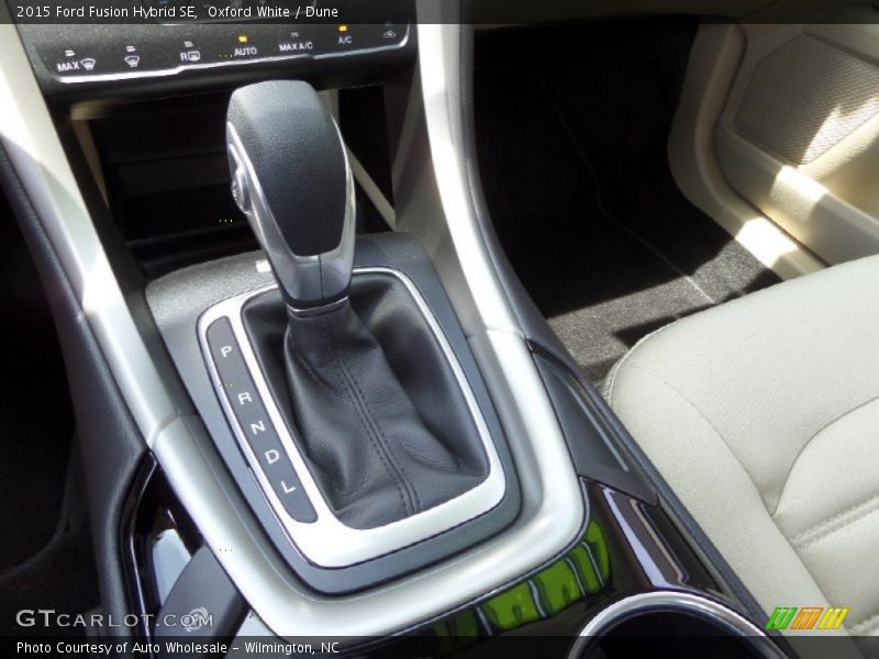 Oxford White / Dune 2015 Ford Fusion Hybrid SE