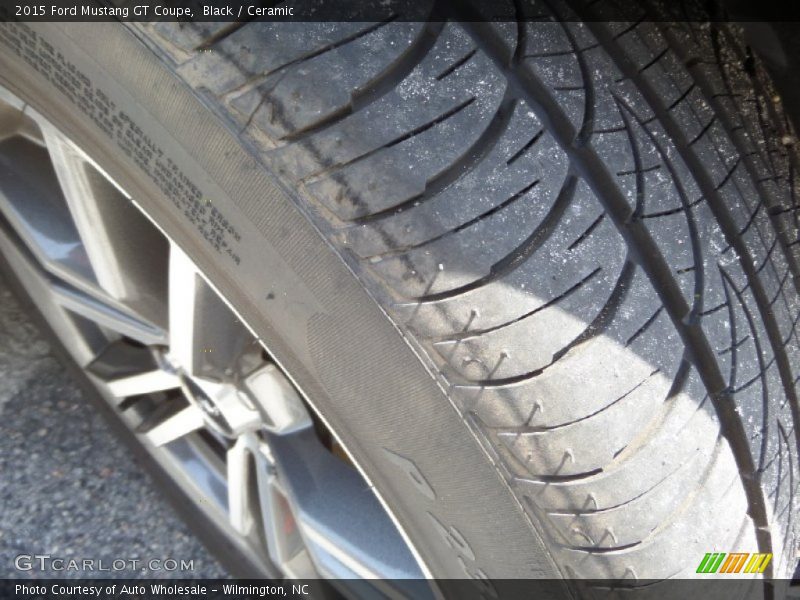 Black / Ceramic 2015 Ford Mustang GT Coupe