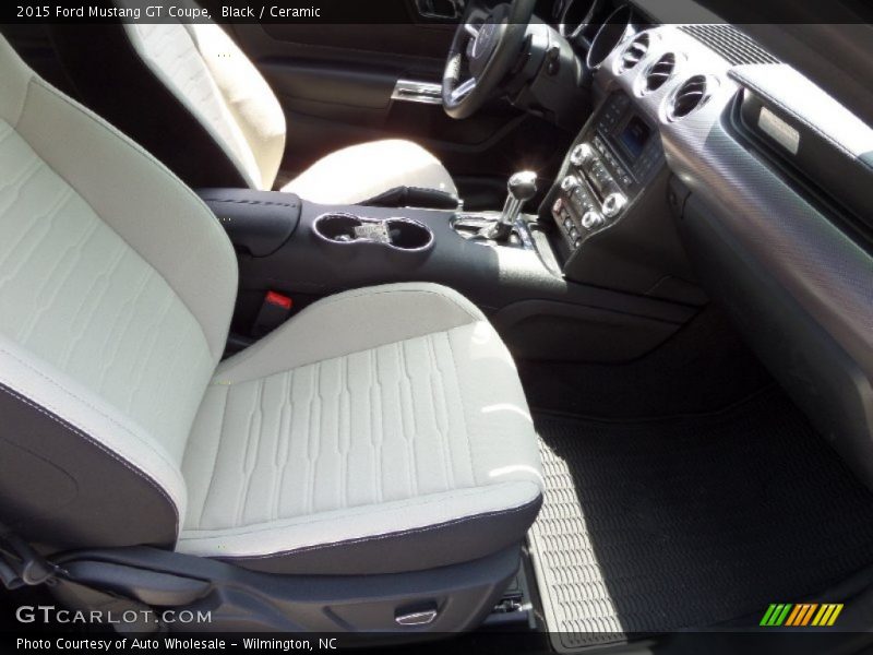 Black / Ceramic 2015 Ford Mustang GT Coupe