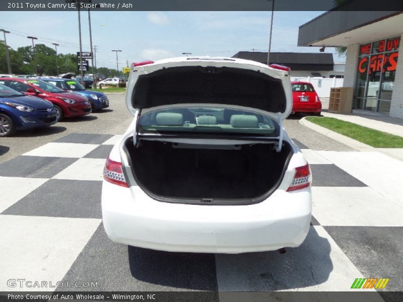 Super White / Ash 2011 Toyota Camry LE