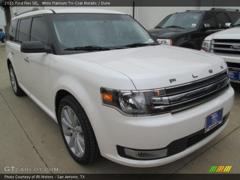 White Platinum Tri-Coat Metallic / Dune 2015 Ford Flex SEL