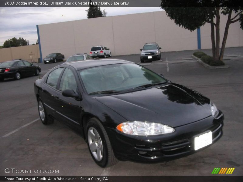 Brilliant Black Crystal Pearl / Dark Slate Gray 2003 Dodge Intrepid SE