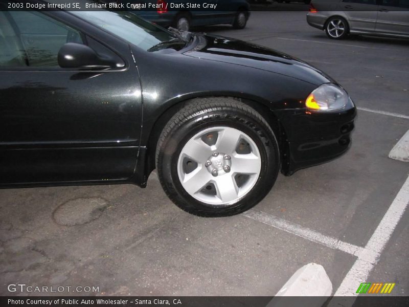 Brilliant Black Crystal Pearl / Dark Slate Gray 2003 Dodge Intrepid SE