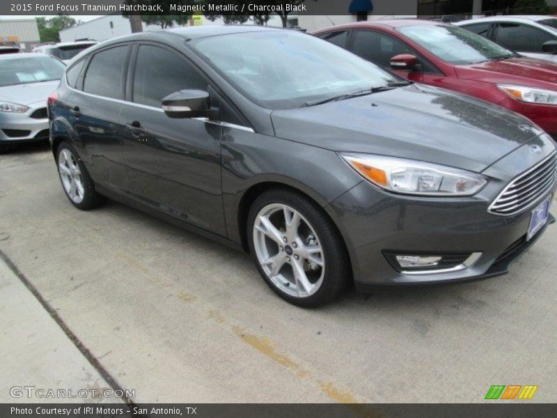 Magnetic Metallic / Charcoal Black 2015 Ford Focus Titanium Hatchback