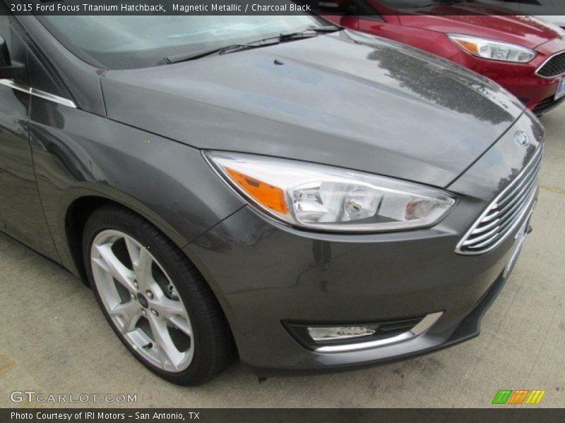 Magnetic Metallic / Charcoal Black 2015 Ford Focus Titanium Hatchback