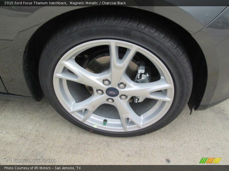 Magnetic Metallic / Charcoal Black 2015 Ford Focus Titanium Hatchback