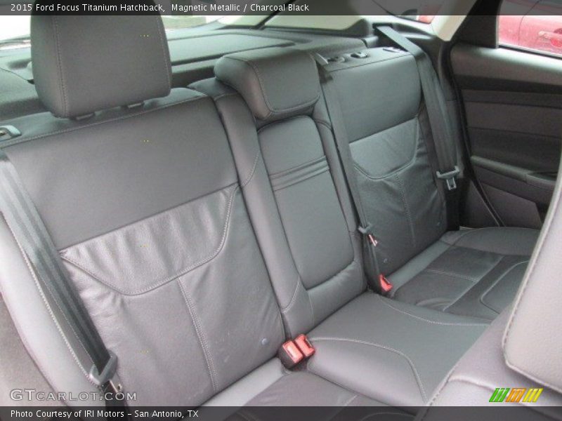 Magnetic Metallic / Charcoal Black 2015 Ford Focus Titanium Hatchback