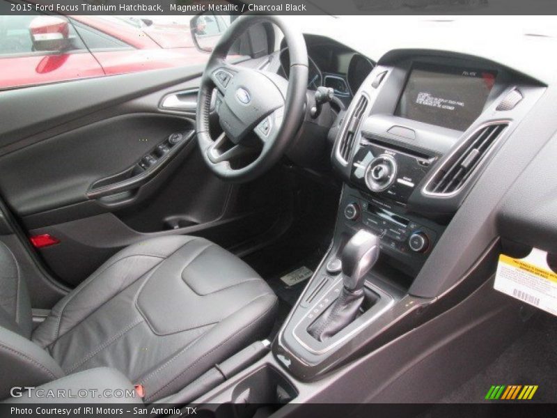 Magnetic Metallic / Charcoal Black 2015 Ford Focus Titanium Hatchback