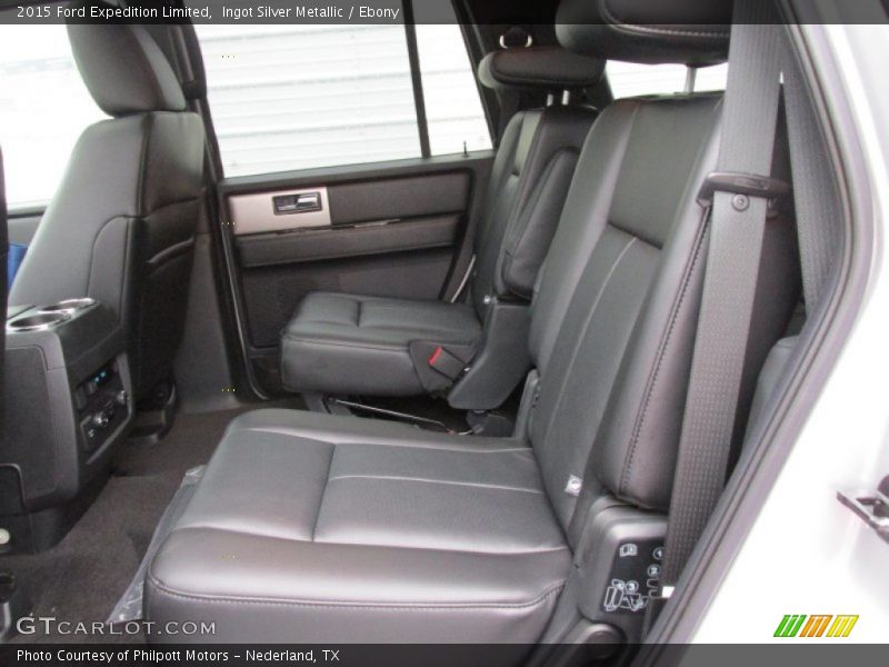 Ingot Silver Metallic / Ebony 2015 Ford Expedition Limited