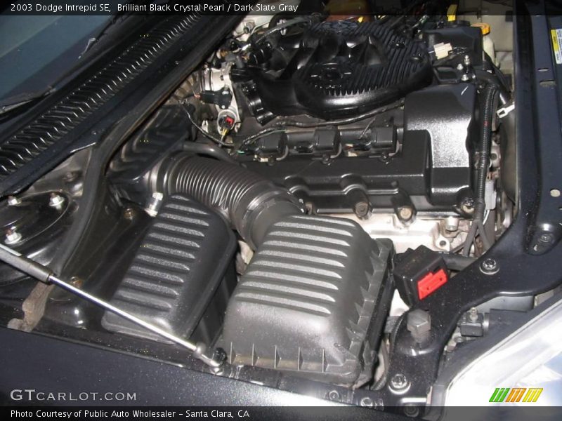 Brilliant Black Crystal Pearl / Dark Slate Gray 2003 Dodge Intrepid SE