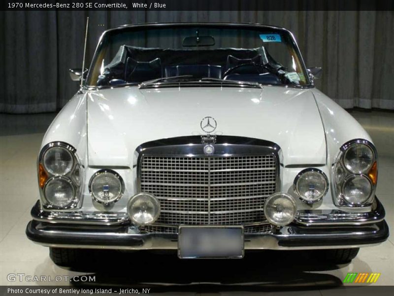 White / Blue 1970 Mercedes-Benz 280 SE Convertible